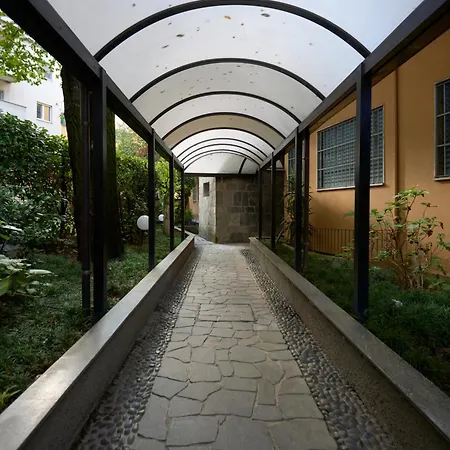 Garibaldi Oasis Retreat - Awesome Location In The Modern * Milano