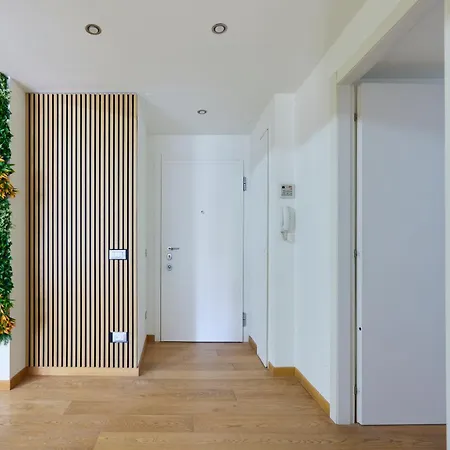 Garibaldi Oasis Retreat - Awesome Location In The Modern Appartement